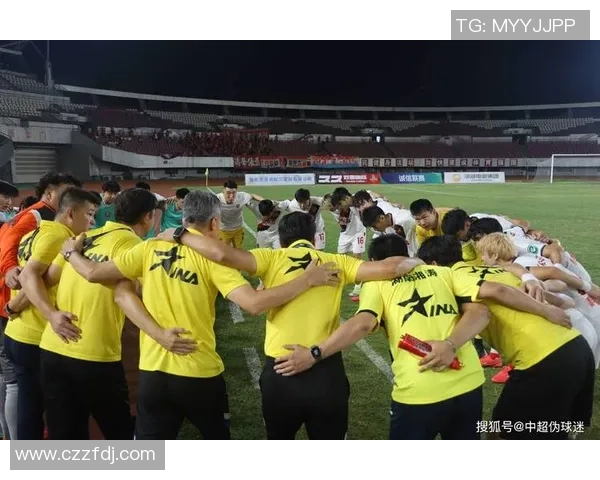 武汉羽毛球队实力引发热议球迷对其表现和未来发展展开激烈讨论